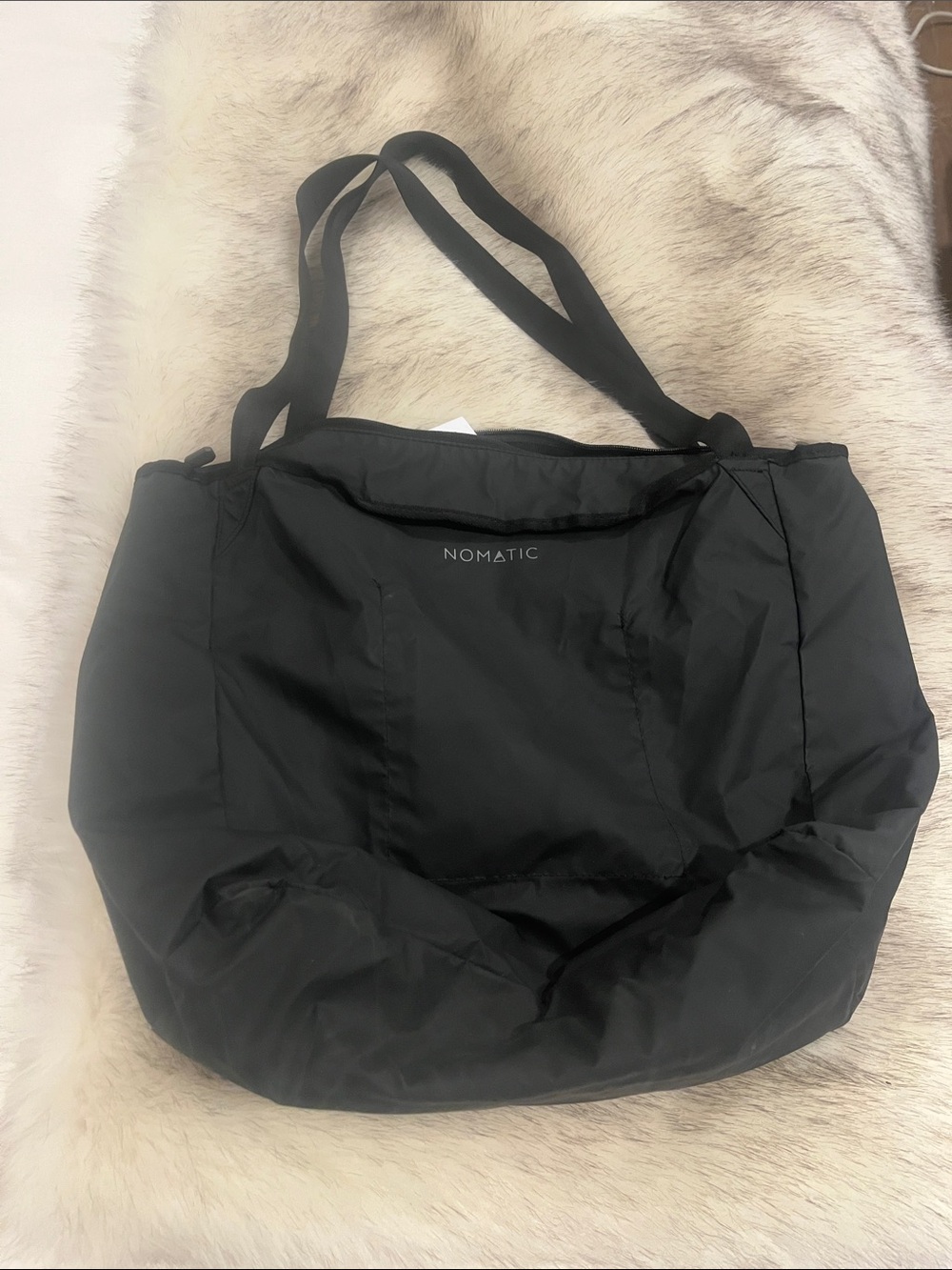 Nomatic Black Travel Toiletry Pouch NWT